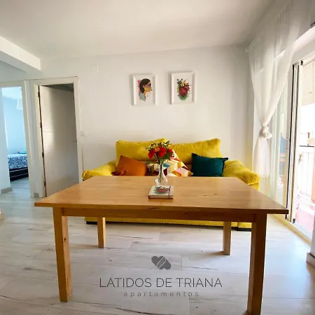 Appartamento Latidos De Triana - En Triana Totalmente Equipado
